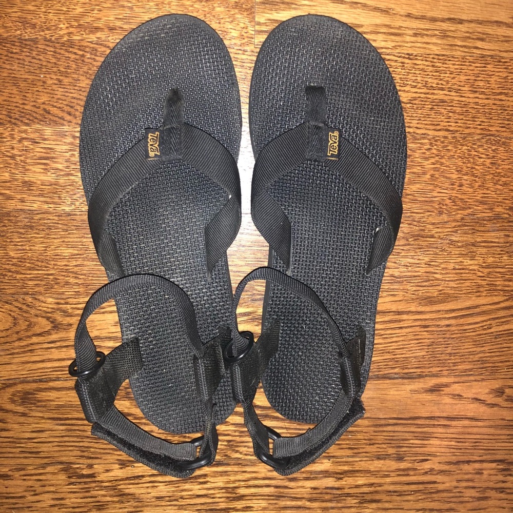 Black Tevas